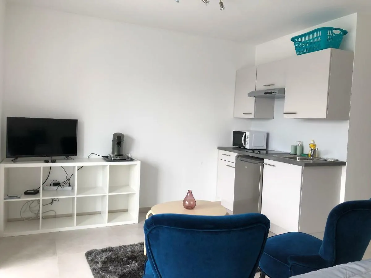 Lotus Apartamento Luxemburgo 0*,